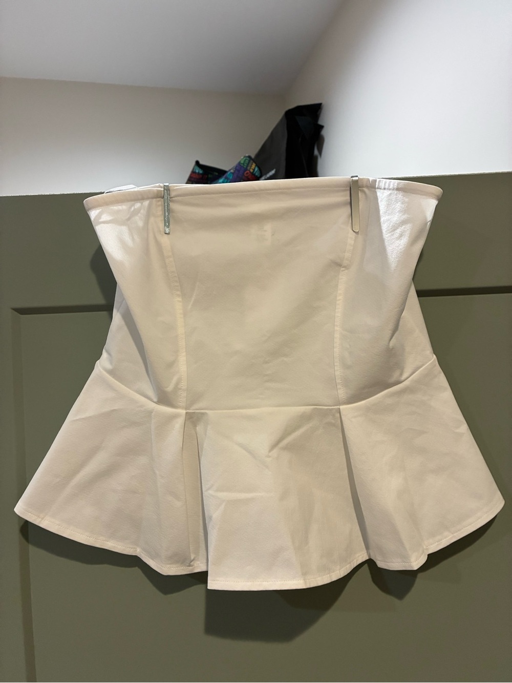 H&M White Strapless Peplum Crop Top